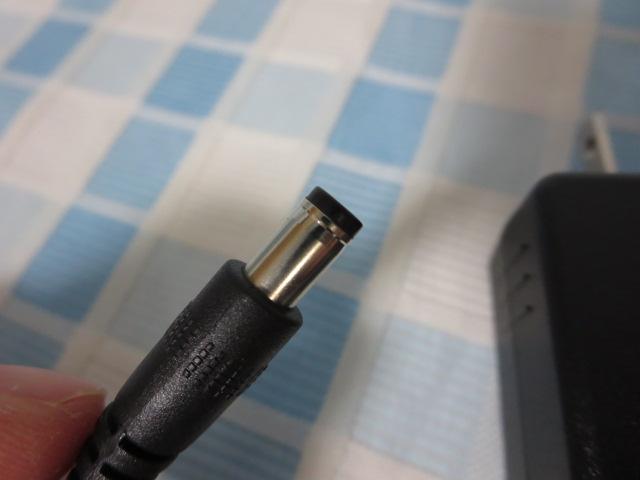 BUFFALO ACA_v^ US100523 DC5V2.3A ̎ʐ^4