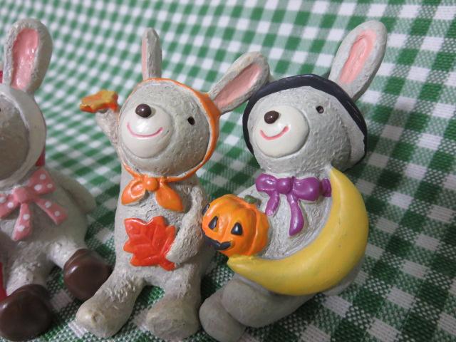 �E�T�M�̃L�����N�^�[�t�B�M���A 5��Z�b�g 4cm �̎ʐ^4