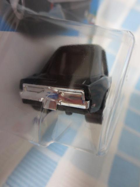 Hot Wheels zbgEB[ '70 DODGE CHARGER TOONED HNK32-N910H ̎ʐ^3