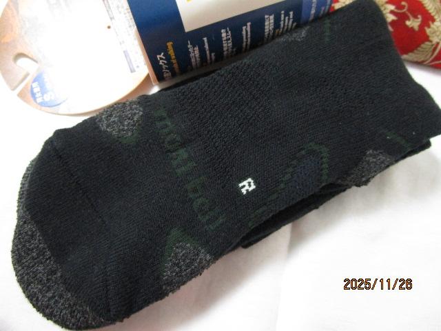 �����x�� mont-bell ��1118216 �E�B�b�N���� WIC. �T�|�[�e�b�N �g���b�L���O �\�b�N�X �j�����p S �u���b�N �̎ʐ^5