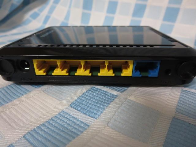 I-O DATA LAN[^[ WN-G300R2 ̎ʐ^3