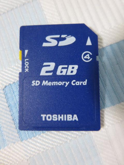  SD[J[h 2GB  Class4 ̎ʐ^1