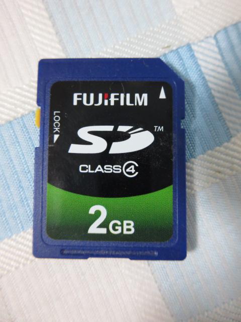 FUJIFILM SD�������[�J�[�h 2GB Class4 �̎ʐ^1